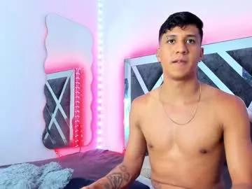 robertmiller21 from Chaturbate is Freechat