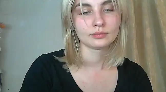 AfinaXGoddesss from StripChat is Freechat