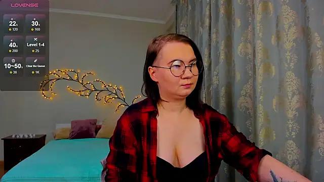 AliceCabbie from StripChat is Freechat