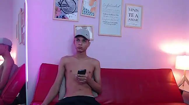 AVENGER_BOYS1 from StripChat is Freechat