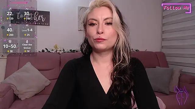 Brianna01__ from StripChat is Freechat