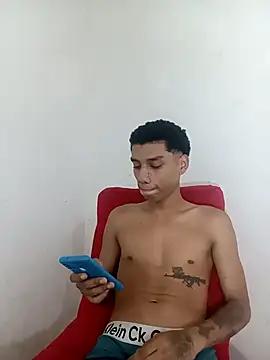 Chris_black21 from StripChat is Freechat