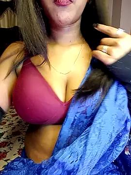 Cute_SD_Love from StripChat is Freechat