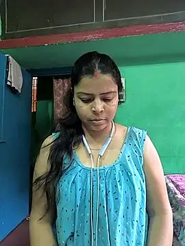 DesiRiya101 from StripChat is Freechat