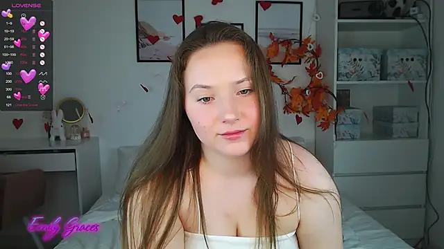 EmilyxxGraces from StripChat is Freechat