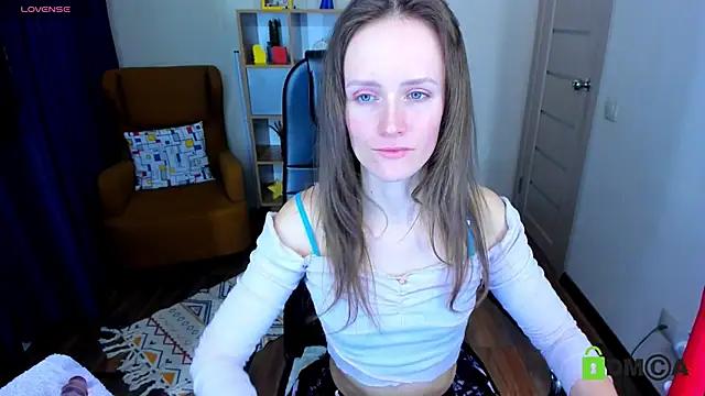 FrancescaCollins from StripChat is Freechat