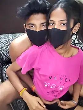 Hot-stuff-couple from StripChat is Freechat