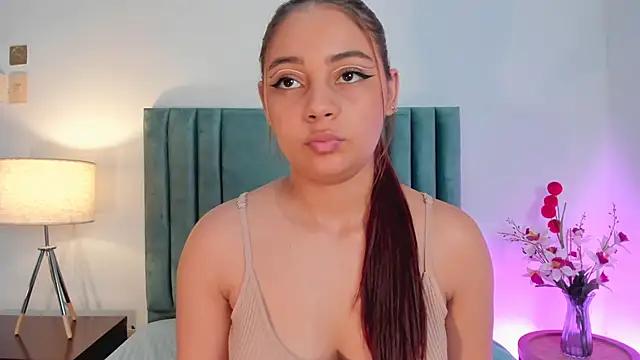 JaneHanz from StripChat is Freechat