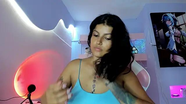 KristinWall from StripChat is Freechat