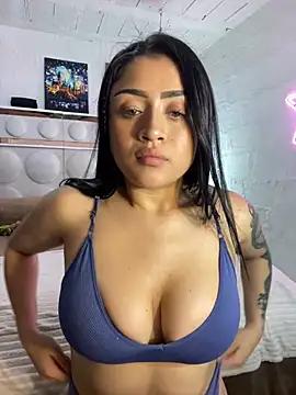 lucianaroy from StripChat is Freechat