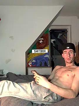 MikesWood21 from StripChat is Freechat