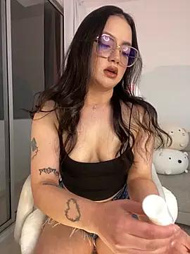 montmariana from StripChat is Freechat