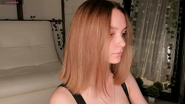 ms_elizabethqueen from StripChat is Freechat