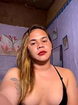 sweetyula from StripChat is Freechat