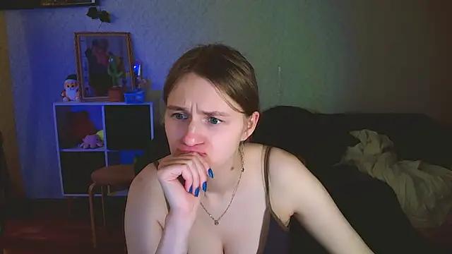 Violetta_xLovex from StripChat is Freechat